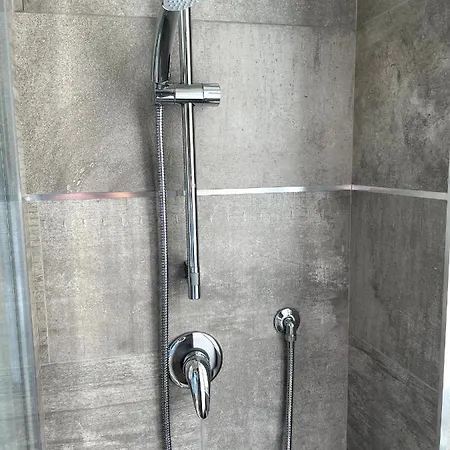 Joy Apartment *