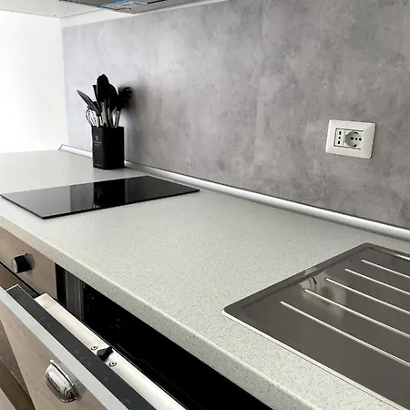Joy Apartment *